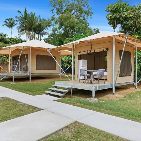 Poinciana At Cooee Bay Hotel Yeppoon Exterior photo