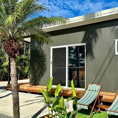 Poinciana At Cooee Bay Hotel Yeppoon Exterior photo